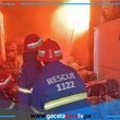 Incendio de fábrica en Karachi deja cinco heridos tras 24 horas 
