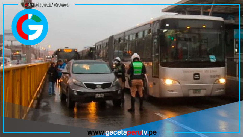 Autoridades imponen multa de 428 soles a 32 vehículos infractores hoy