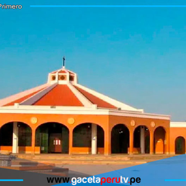 Roban sagrario de oro y Santísimo en Santuario de Lambayeque
