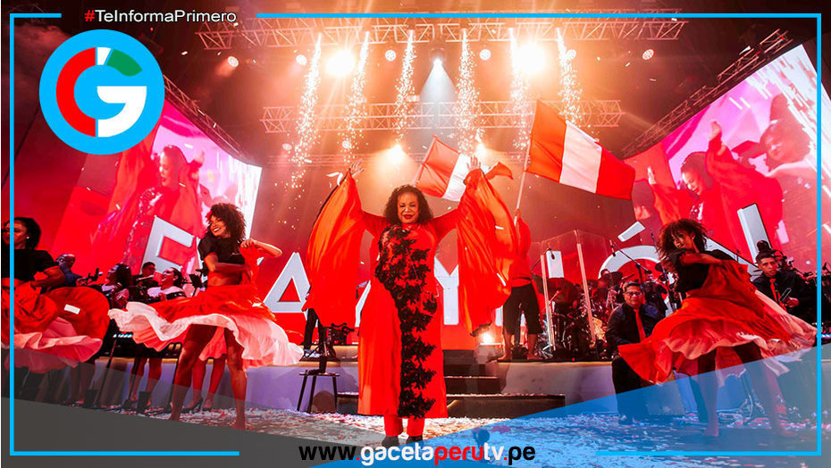 Maestra criolla enaltece patriótico espectáculo por Fiestas Patrias 2025