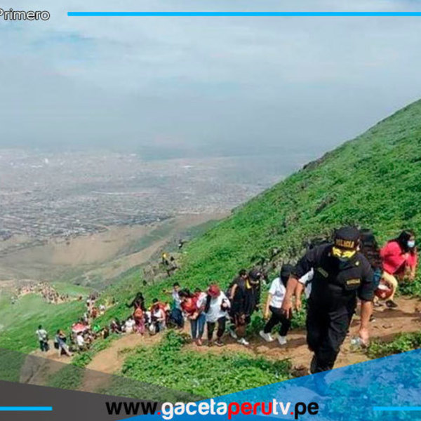 Trujillo muestra verdor natural en cerros Campana y Cabras