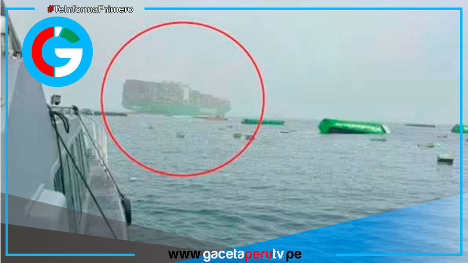 Cerrado Puerto del Callao tras caída de unos cincuenta contenedores