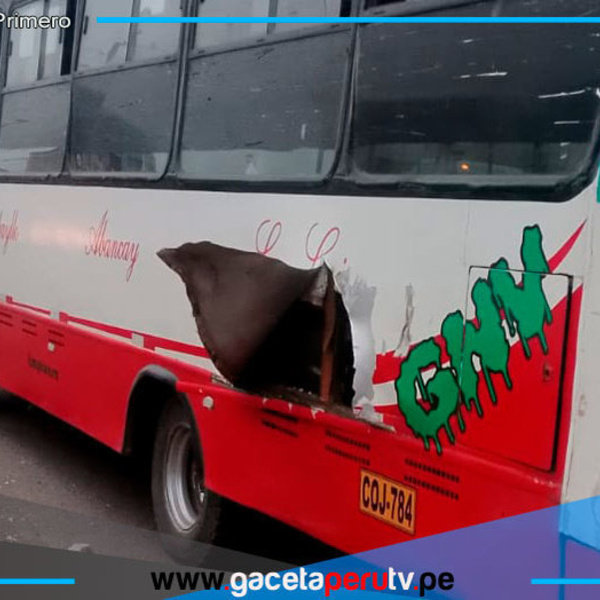 Delincuentes detonan explosivo dentro de bus en Carabayllo
