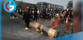 Caída de poste en Vía Evitamiento causa caos vehicular en Lima