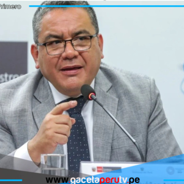 Santiváñez pide que fiscalía cierre investigación preliminar