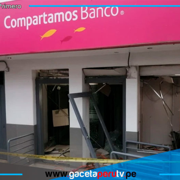 Delincuentes hacen explotar cajero automático y destruyen cooperativa en Ate