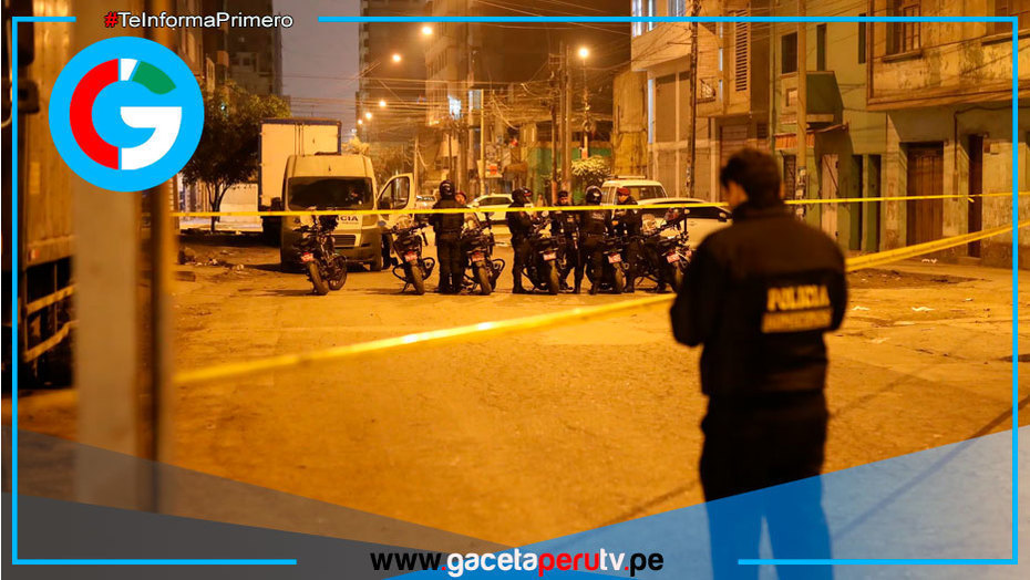 Policía muere y otro herido en balacera contra delincuentes en la Victoria