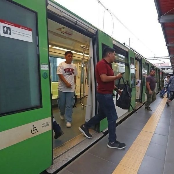 Línea 1 del Metro de Lima restablece su servicio al 100 % tras falla técnica