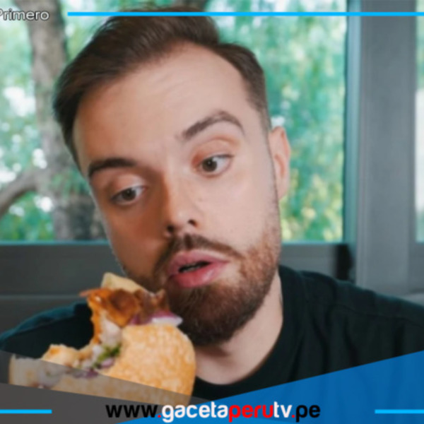 Ibai degusta por primera vez el pan con chicharrón