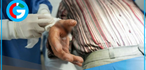 Paciente de 66 años recupera funcionalidad tras autotrasplante de dedo del pie a mano