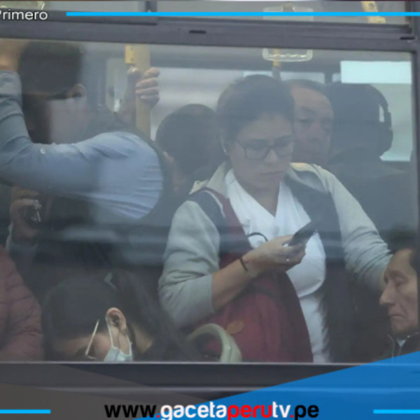 ¿Cómo viajar menos estresado en el Metropolitano durante la hora punta?