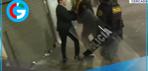 Policías arrinconan a periodista de Canal N durante cobertura de marcha juvenil