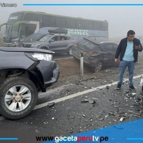 Accidente en Pasamayo deja 12 heridos tras choque múltiple