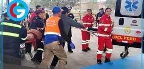 Miniván cae del puente Ricardo Palma y deja varios heridos