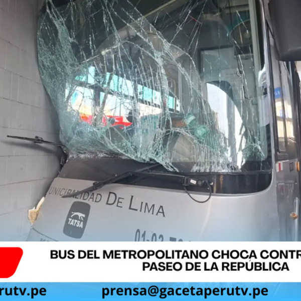 Bus del Metropolitano choca contra puente en Paseo de la República