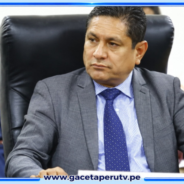 Exigen al contralor fiscalizar el entorno de Ciro Castillo