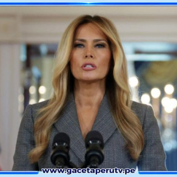 EE.UU.: Melania Trump afirma lograr tregua en Oleshky