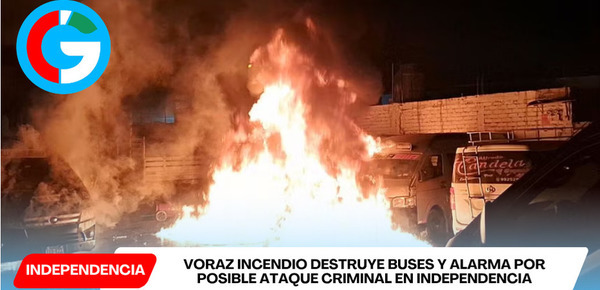 Incendio destruye 14 buses y alerta por posible extorsión